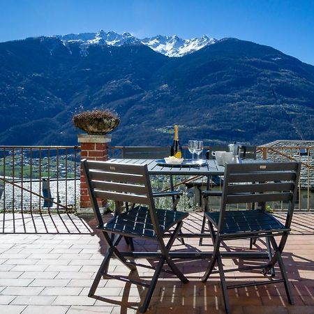 Panoramic Apartment Italian Alps Valtellina Near Sondrio, Tirano Poggiridenti エクステリア 写真